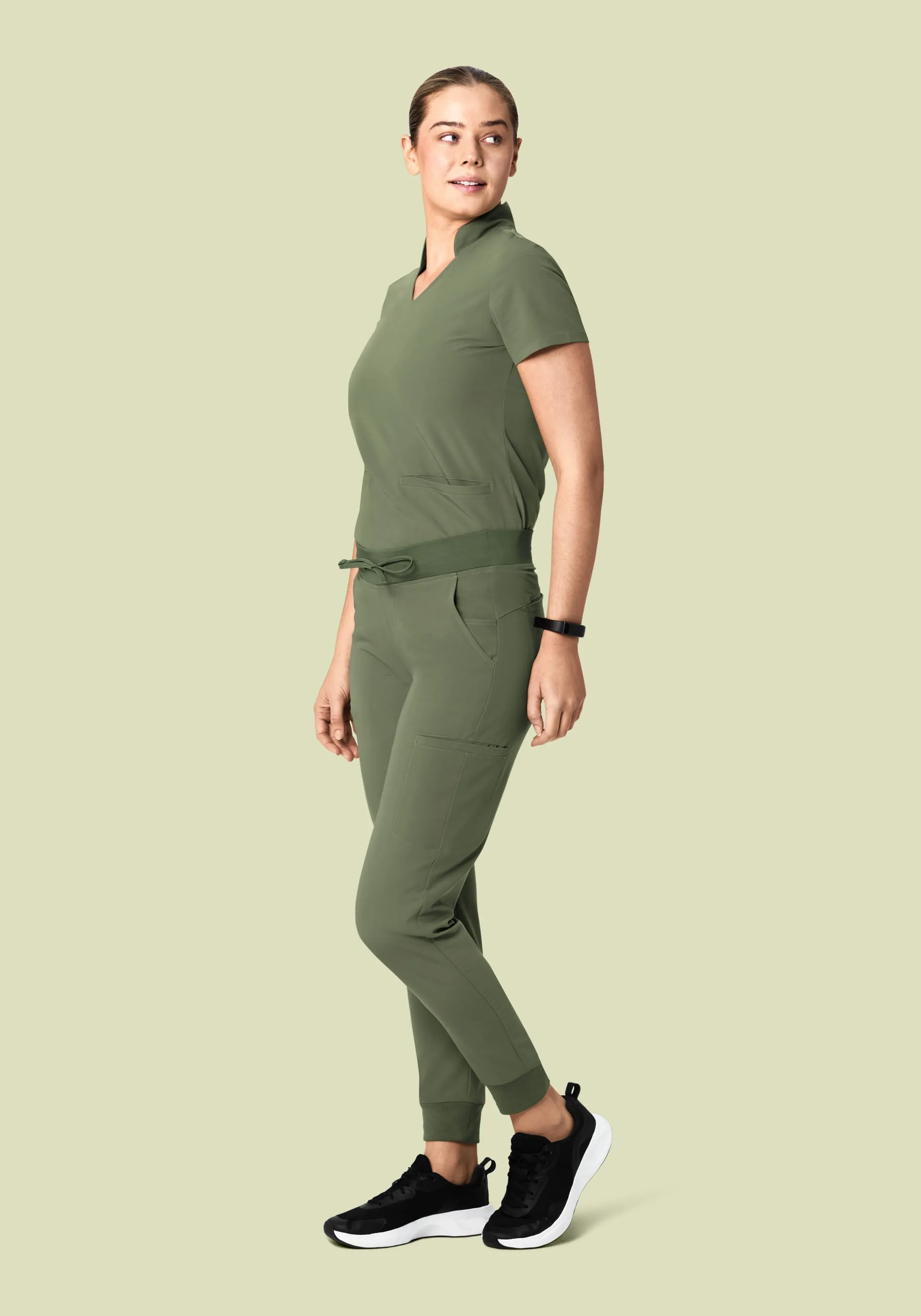 11 Pocket Joggers Sage
