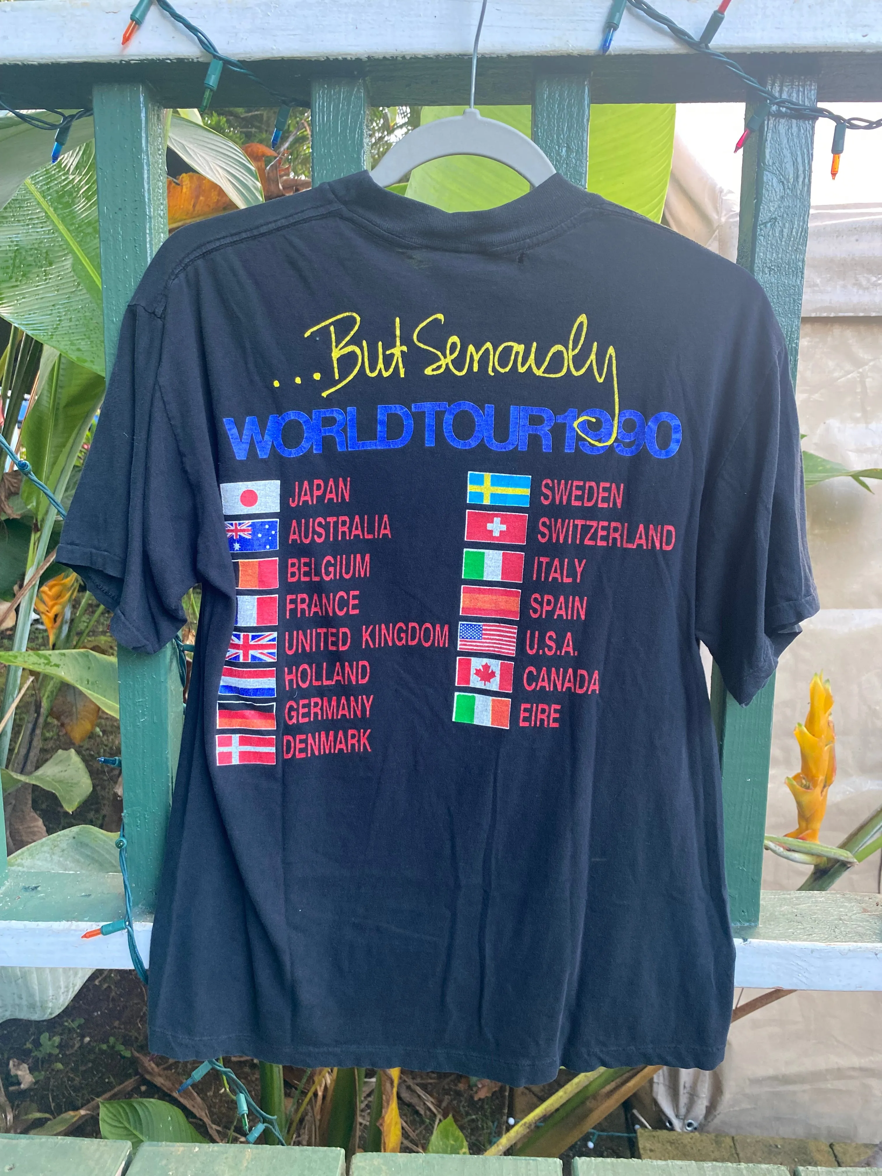 1990 Phil Collins … But Seriously Tour t shirt large