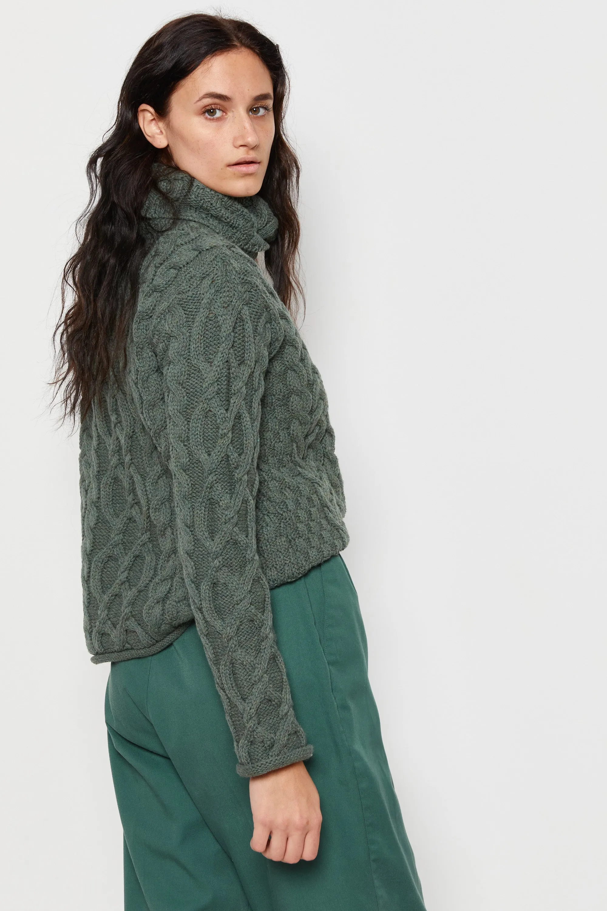 90s Forest Wool Cable Knit Turtleneck S/M