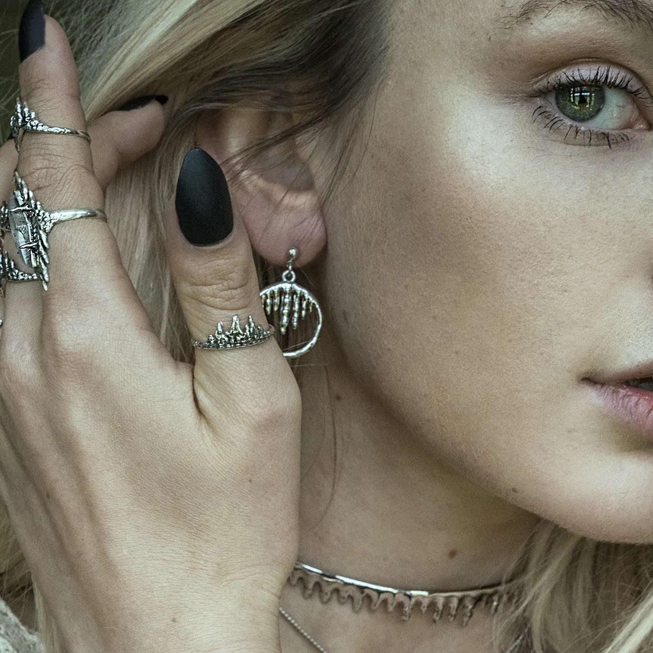 Before The Dawn Fire & Ice Ring *Midi or Regular