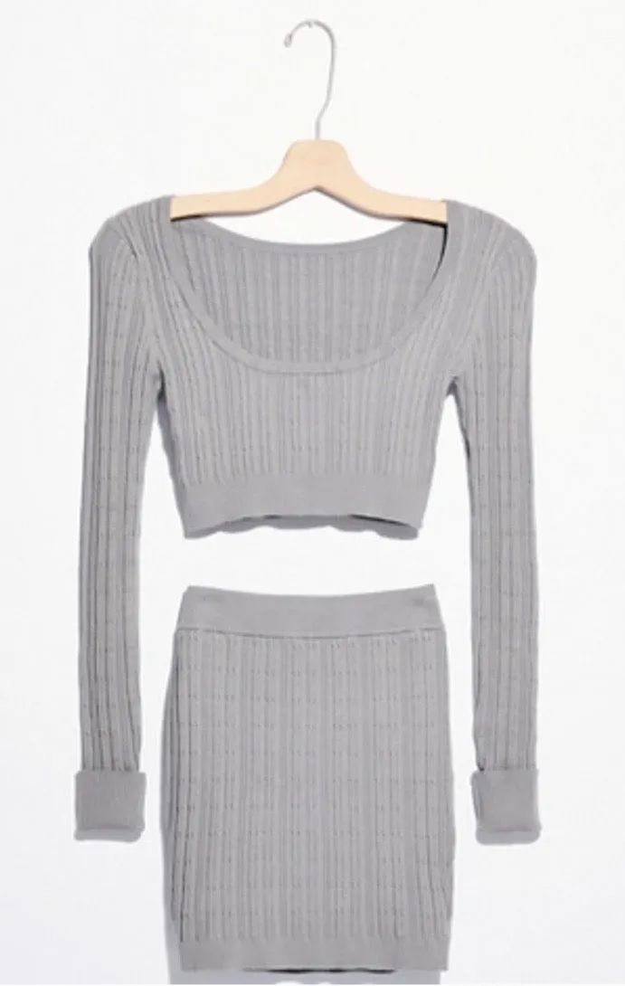Cable Knit Long Sleeve Crop Sweater