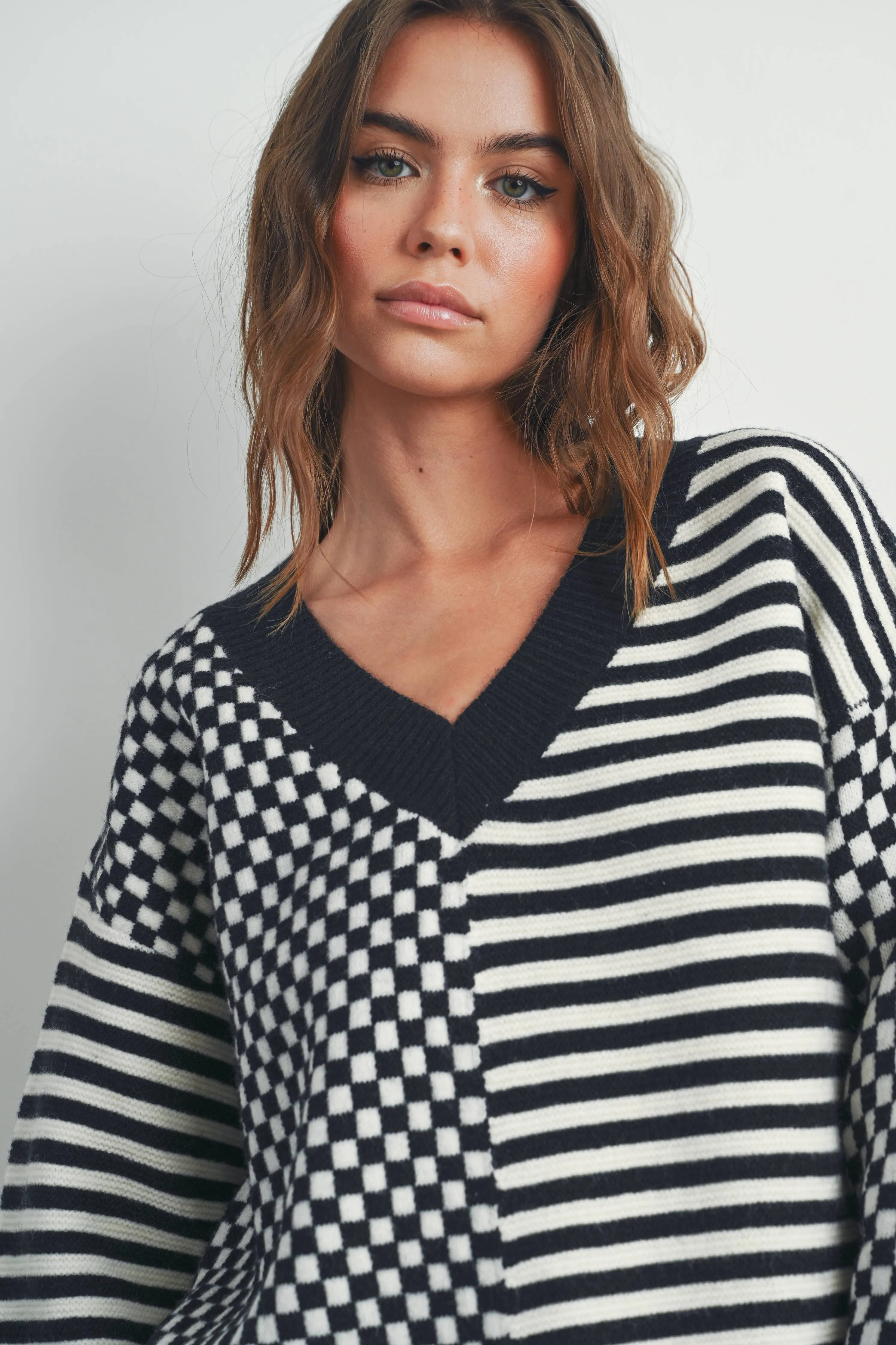 FRENCHY CHECKER PATTERN DROP SHOULDER SWEATER