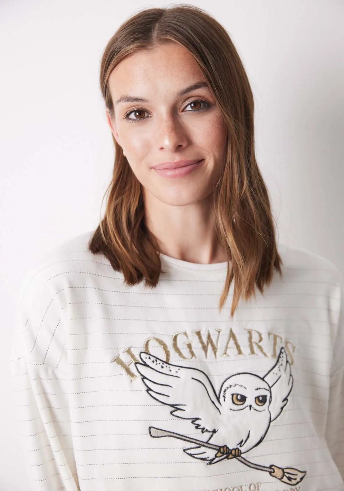 Hogwarts ivory velvet long pajamas - Ivory