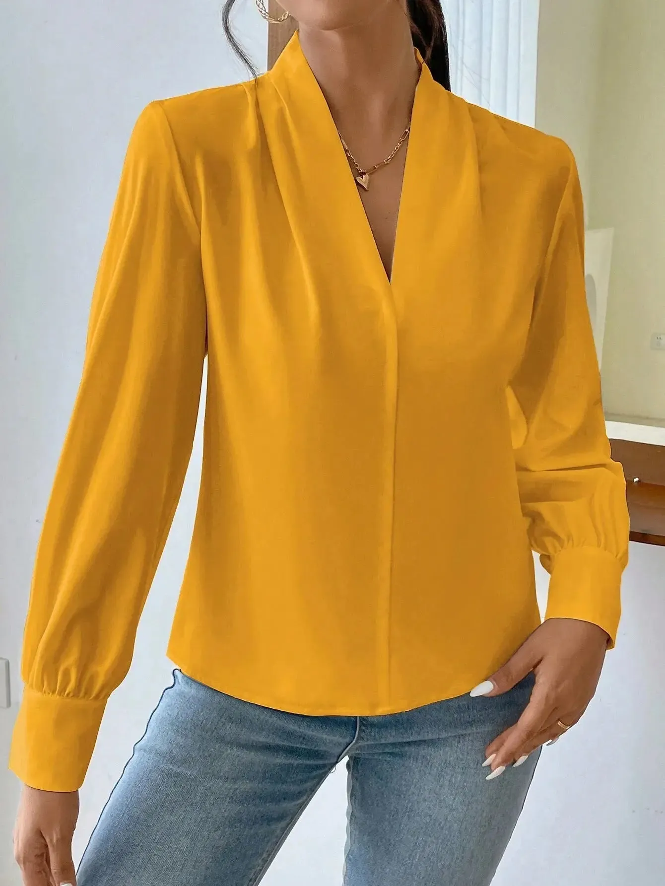 Long Sleeve Design Sense V-neck Loose Top - Effortlessly Stylish and Comfortable