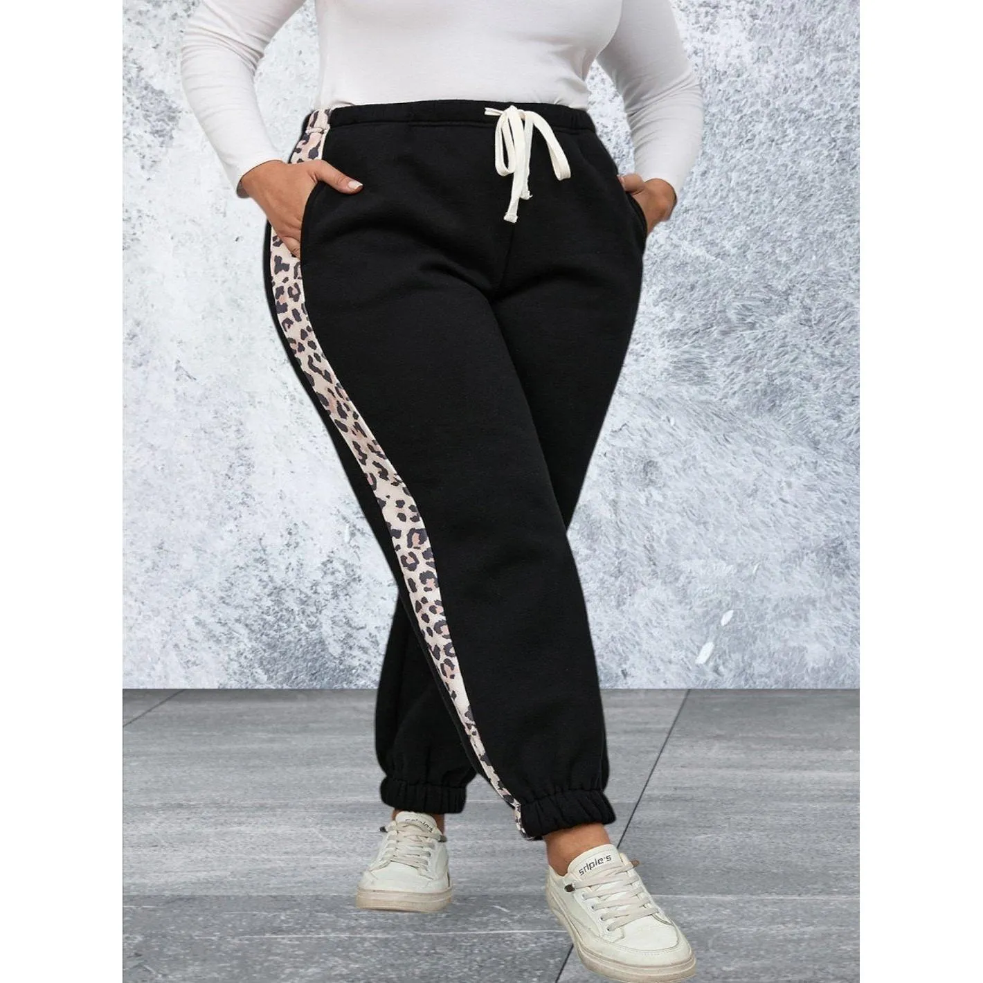 Plus Size Leopard Print On The Side Joggers