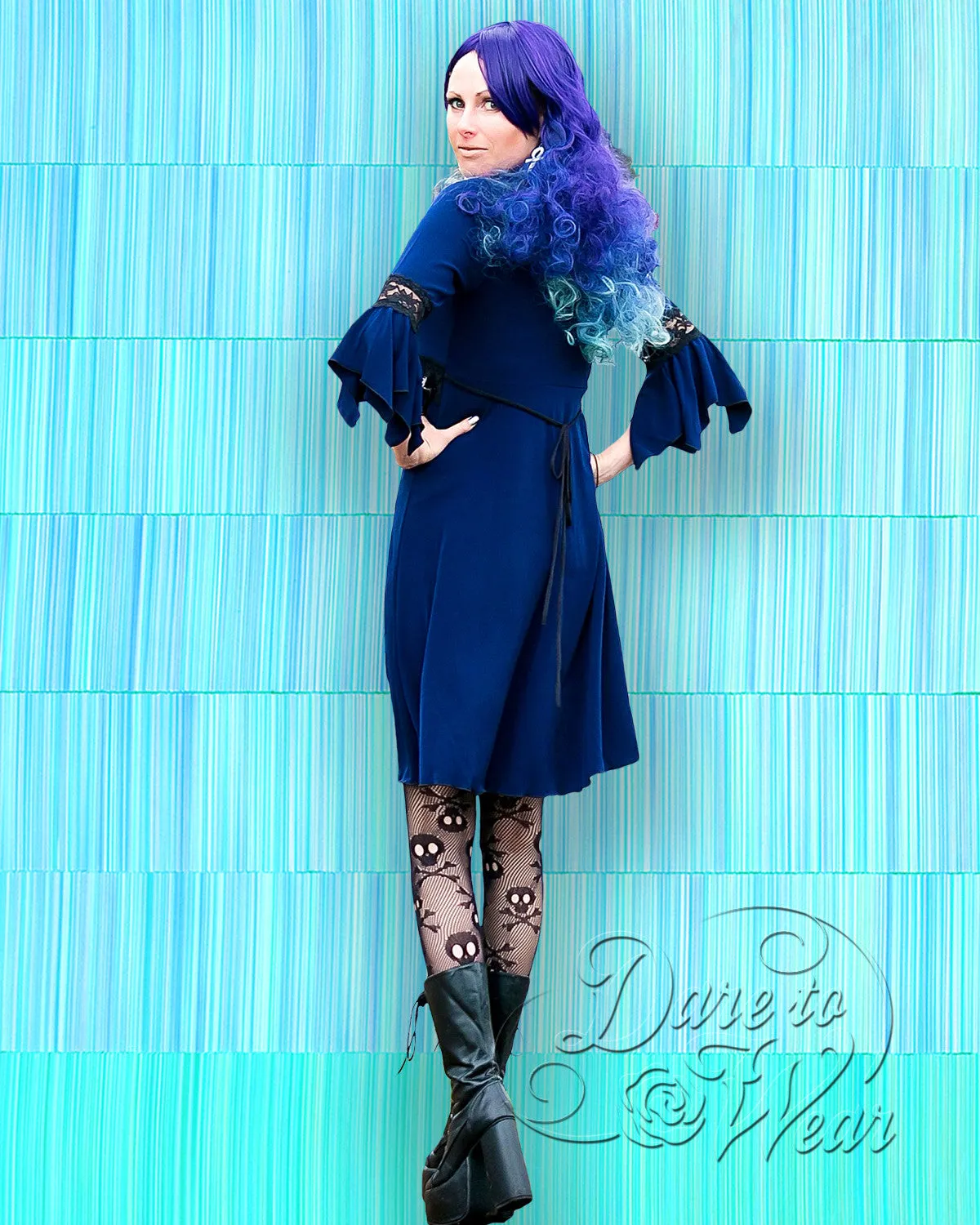 Renaissance Dress in Obsidian