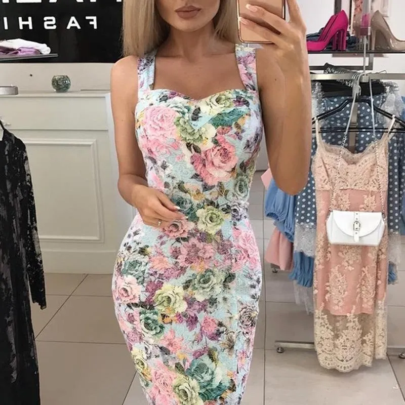 Slim Fit Slimming Spaghetti Straps Printed Dresses