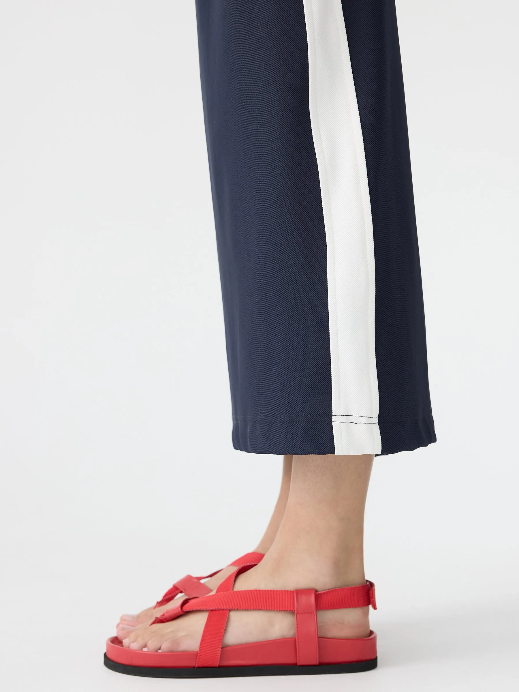 Stretch Twill Pull On Skirt