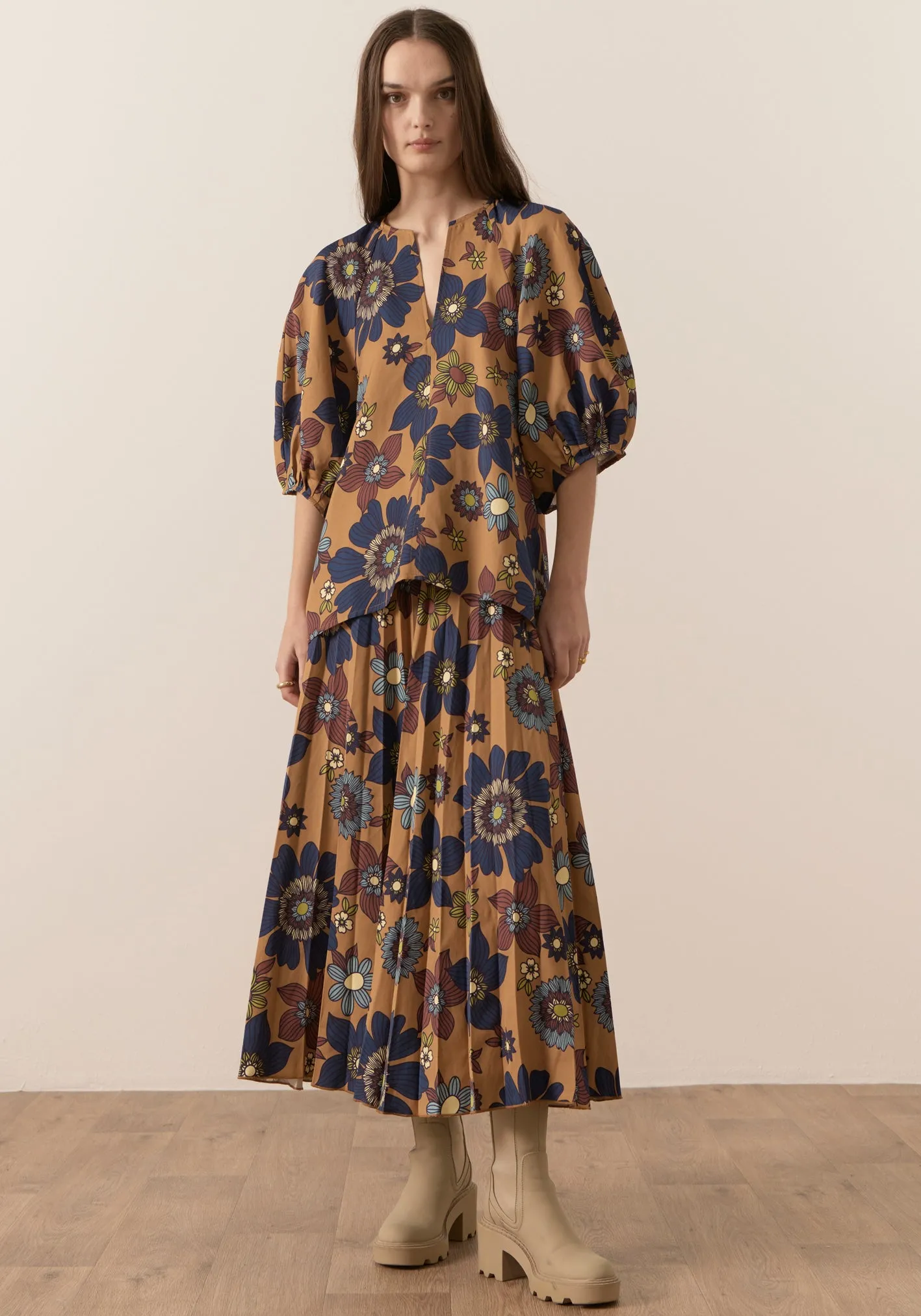 Tess Sunray Pleat Skirt