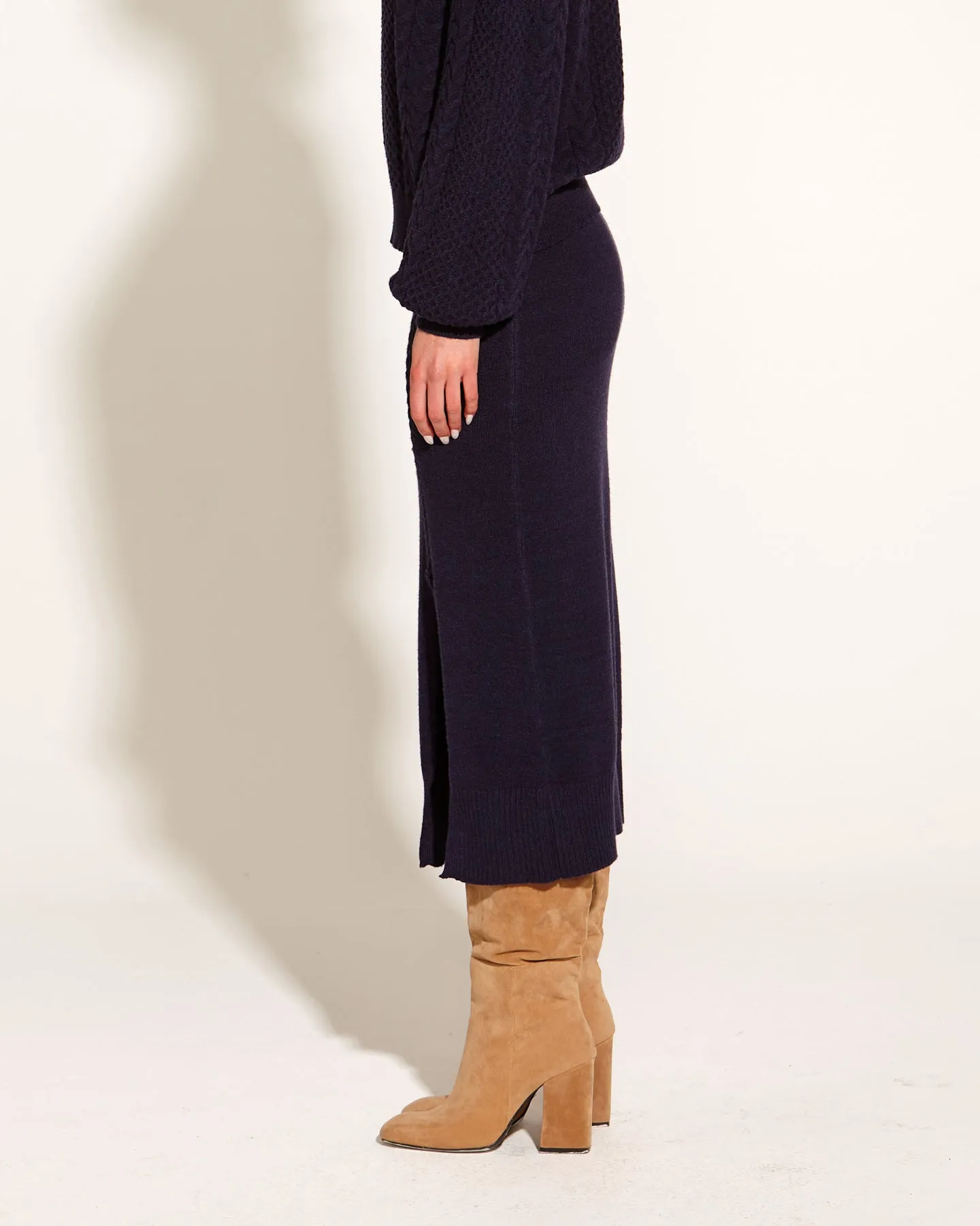 TREASURE MIDI KNIT SKIRT - NAVY