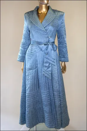 Vintage 1940s Blue Silk Quilted Robe