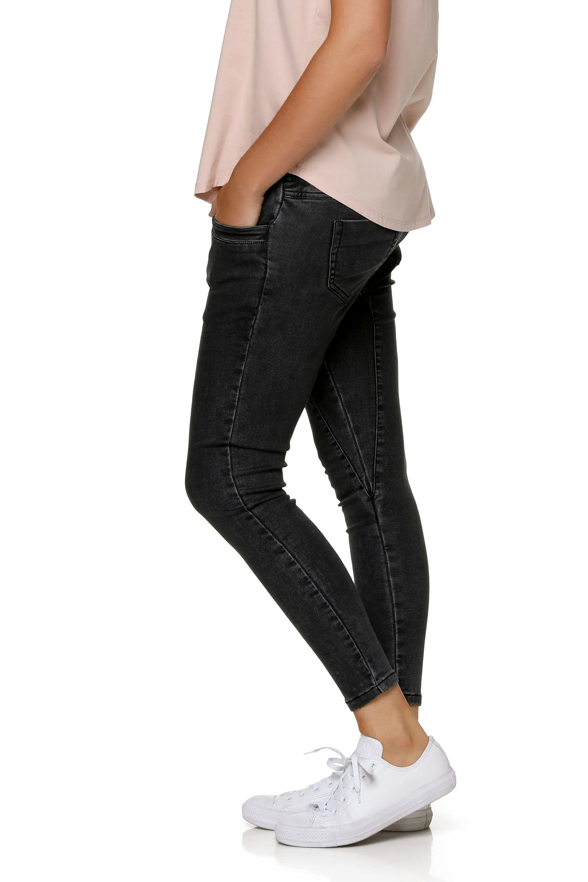 Walk This Way Jogger*